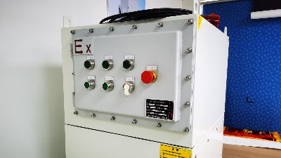 執(zhí)信環(huán)保,工業(yè)防爆集塵器,金屬粉塵除塵設備,生產(chǎn)制造！